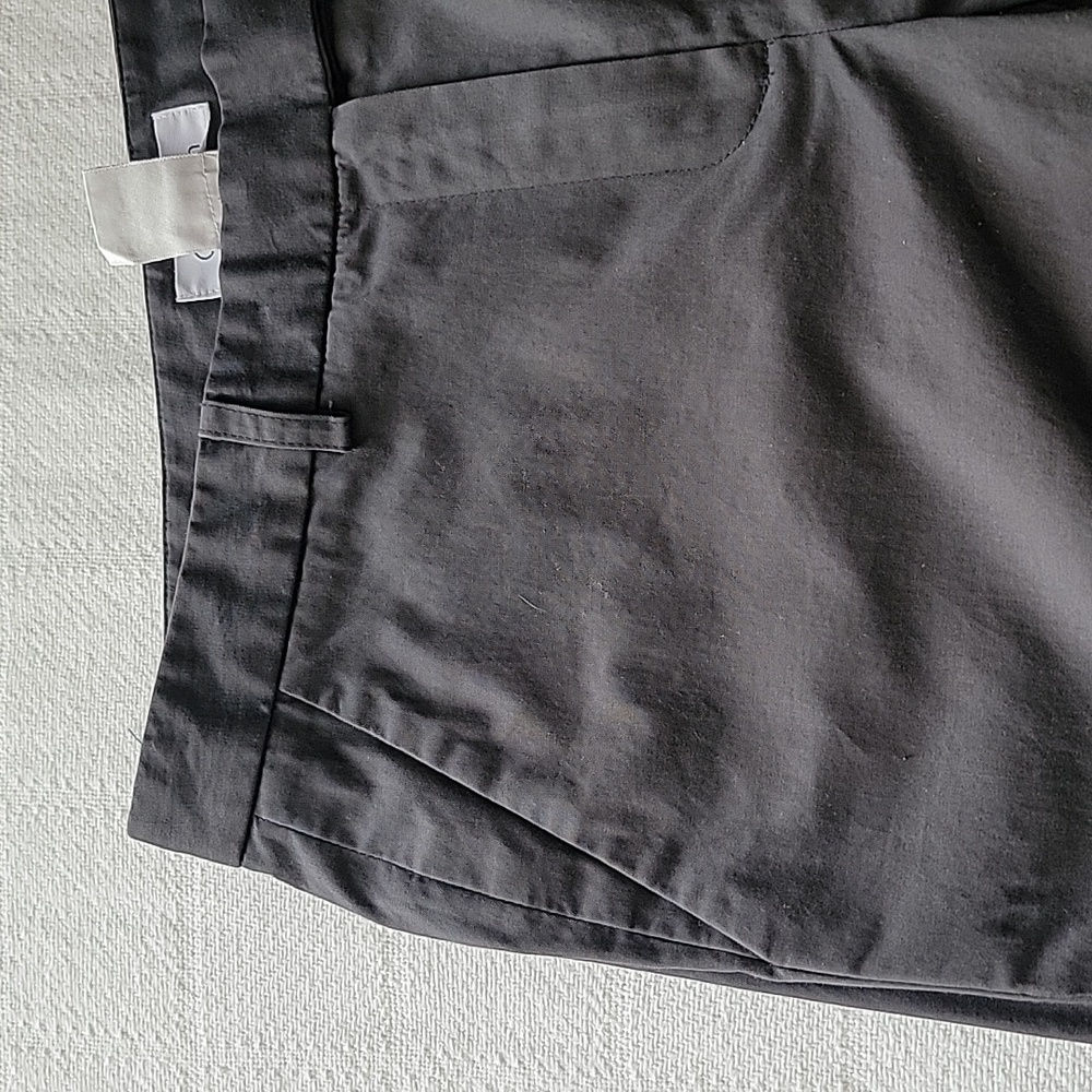 Women's Calvin Klein Dress Stretch Capris, Color Gray, Size 4 - Picture 2 of 10